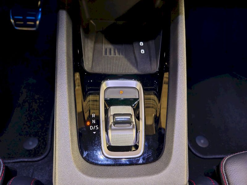 Škoda Octavia (2025) 2.0 TSI 195 kW DSG RS - fotka 19 z 32