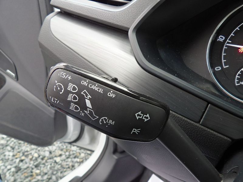 Škoda Superb 2.0TDI DSG 4x4 Style ČR DPH - fotka 17 z 32