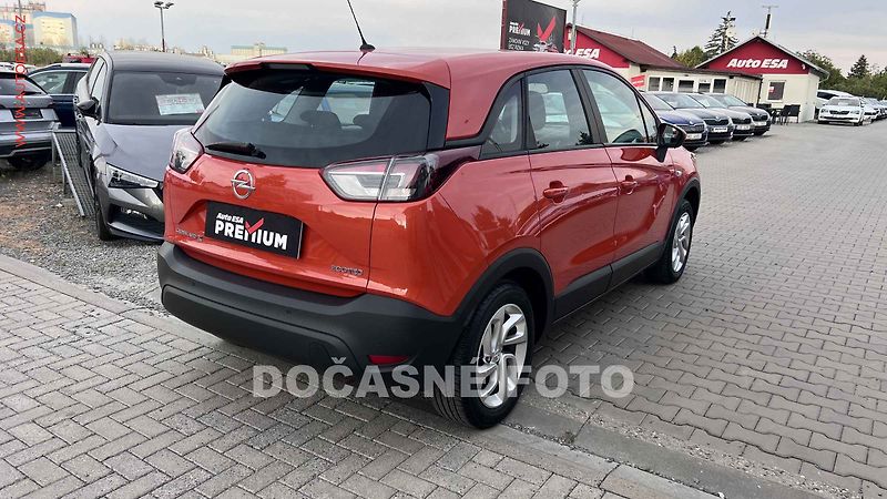 Opel Crossland X (2021) 1.2T, 1.maj,ČR, AC, tempo - fotka 2 z 4