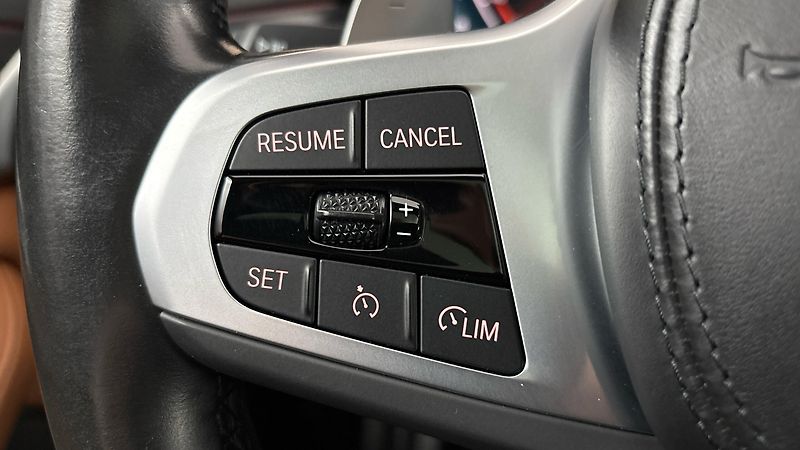 BMW Řada 5 540i AUT M-paket - fotka 14 z 32