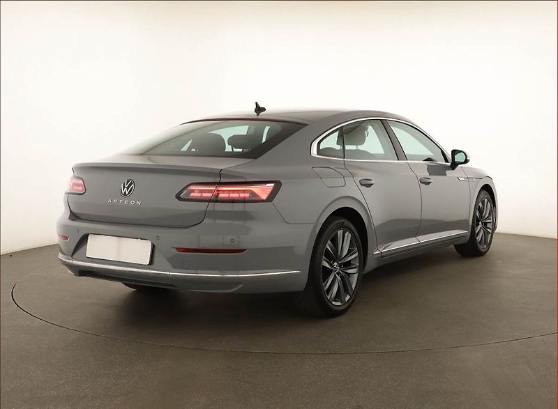 Volkswagen Arteon (2022) Elegance 1.5 TSI - fotka 5 z 16
