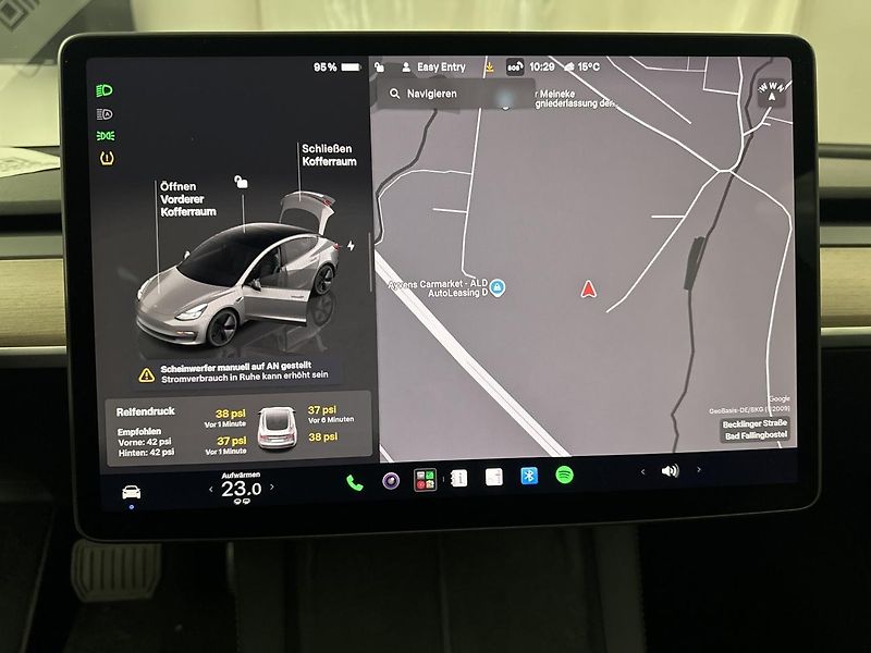 Tesla Model 3 STANDART RANGE 208kw SOH 93,5% - fotka 10 z 12