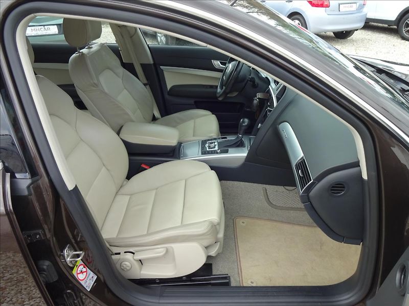 Audi A6 Allroad 3,0 TDI 176kW QUATRO - fotka 33 z 63