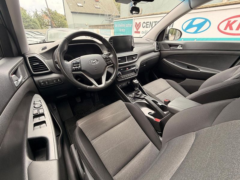 Hyundai Tucson 1.6-1.MAJ-130KW-NAVI-KAMERA - fotka 3 z 31
