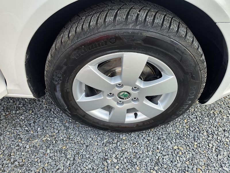 Škoda Octavia 1.2 TSI 6ti rychlostní  - fotka 7 z 36