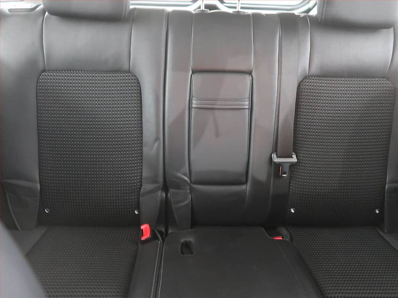 Chevrolet Captiva (2013) 2.4 i, 7 míst, Tempomat - fotka 10 z 19