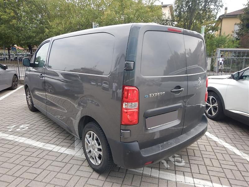 Peugeot Expert (2021) e-Expert 50 kWh Premium - fotka 2 z 11