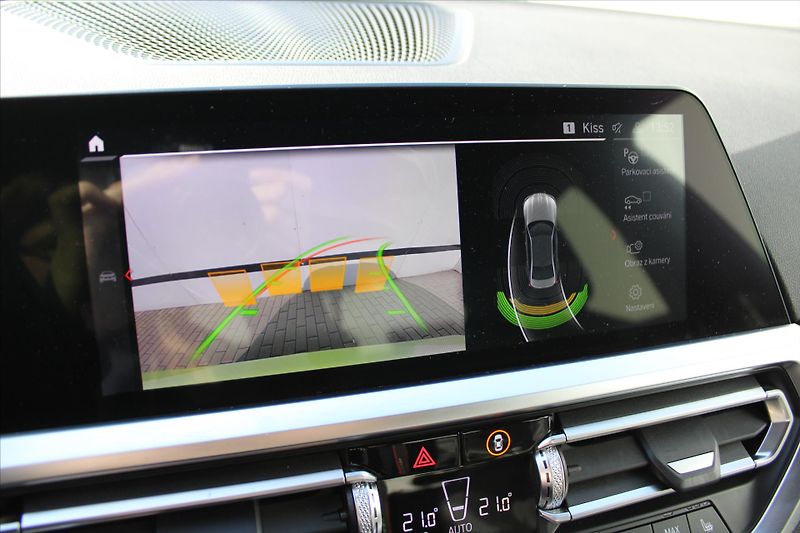BMW M3 COMPETITION 375kW LASER DPH - fotka 29 z 34