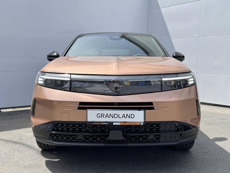 Opel Grandland (2026) Ultimate Hybrid TURBO eDCT6 1. - fotka 2 z 10
