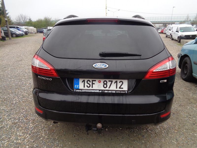 Ford Mondeo 2,0 TDCI - fotka 6 z 13