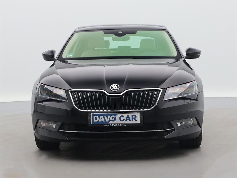 Škoda Superb 2,0 TDI 140kW DSG L&K Xenon - fotka 2 z 36