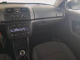Škoda Fabia (2011) Ambiente 1.2 TSI - náhled 8