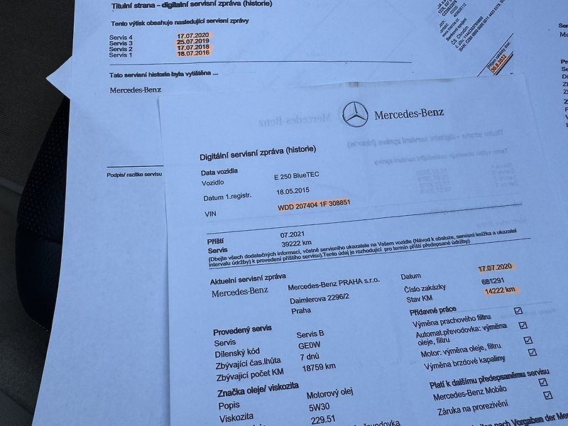 Mercedes-Benz Třídy E (2015) 250d Ad.LED Harman/Kardon - fotka 29 z 50