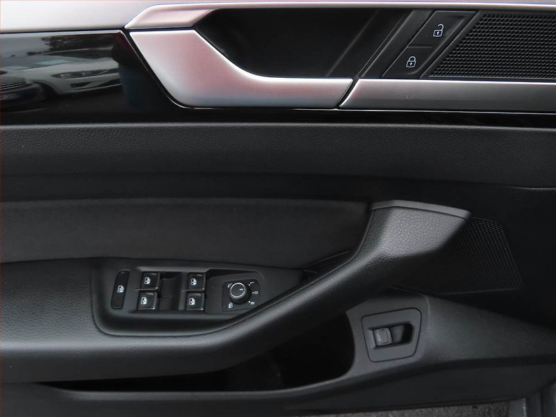 Volkswagen Arteon (2021) 2.0 TDI - fotka 17 z 25