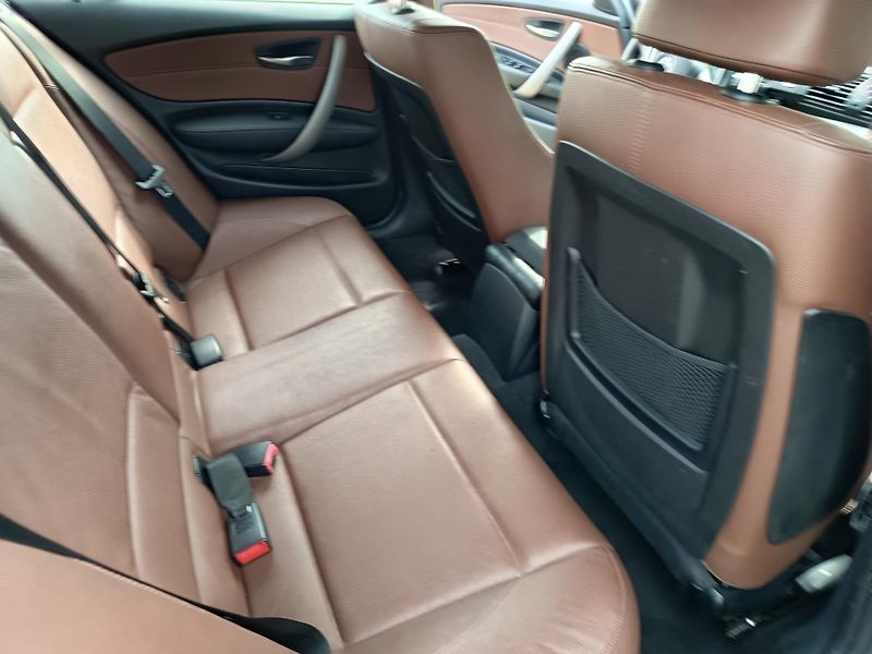 BMW Řada 1 (2010) 2.0i 105kw - fotka 34 z 46