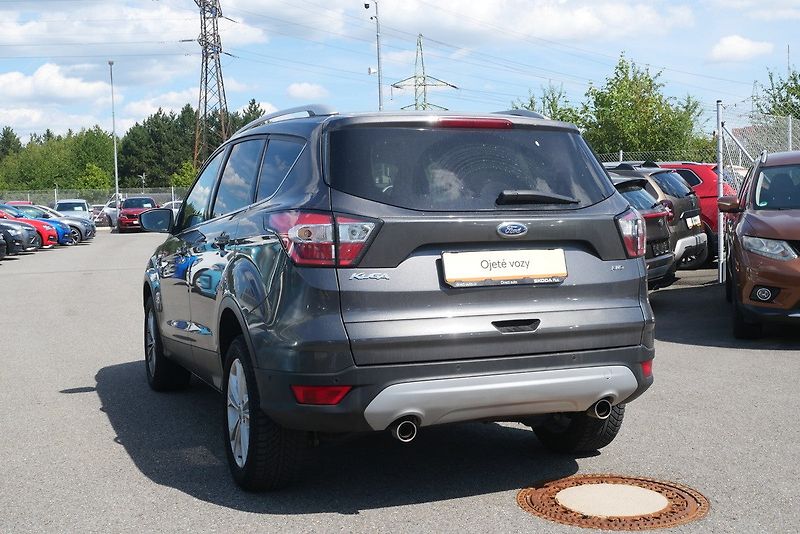Ford Kuga - fotka 4 z 6