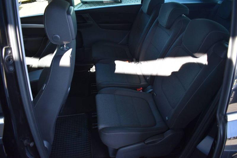 Volkswagen Sharan (2017) 2.0TDI 110kW DSG 7 míst - fotka 14 z 22