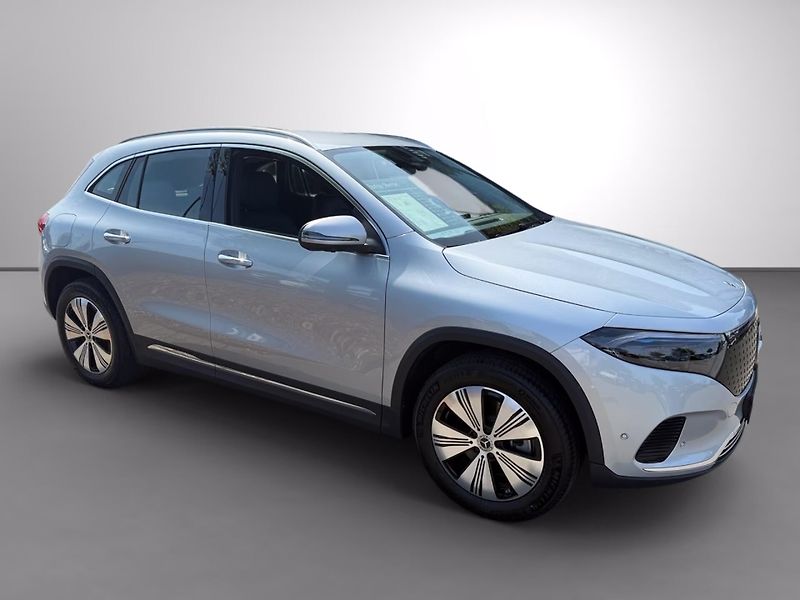 Mercedes-Benz EQA 300 4M Progressive 360 Keyless - fotka 3 z 18
