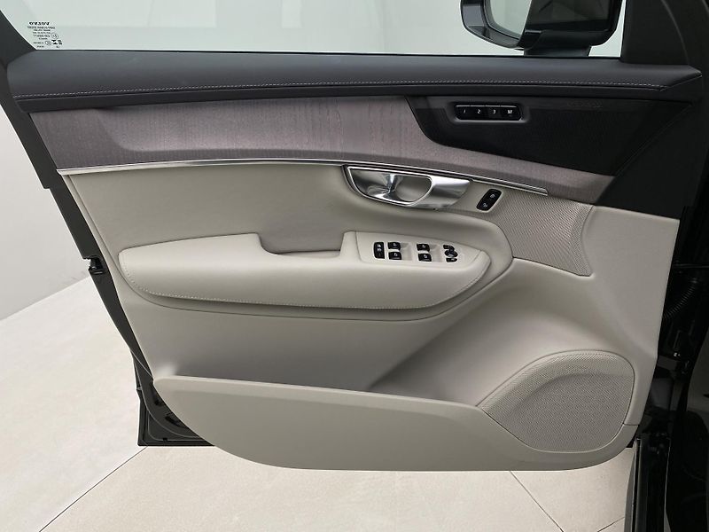 Volvo XC90 (2026) T8 AWD Plug-in BRIGHT PLUS 7m - fotka 7 z 68