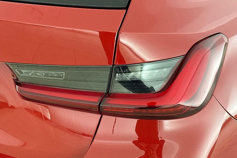 BMW Řada 3 řady 3 | 320d xDrive - fotka 5 z 24