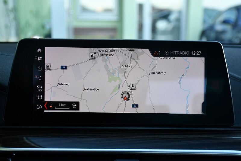 BMW Řada 5 540i xD LUXURY LINE HUD - fotka 29 z 35