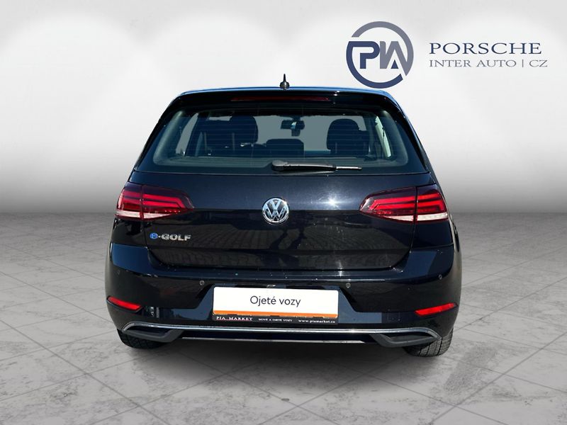 Volkswagen e-Golf Comfortline 100kW SOH: 92,4% - fotka 5 z 22
