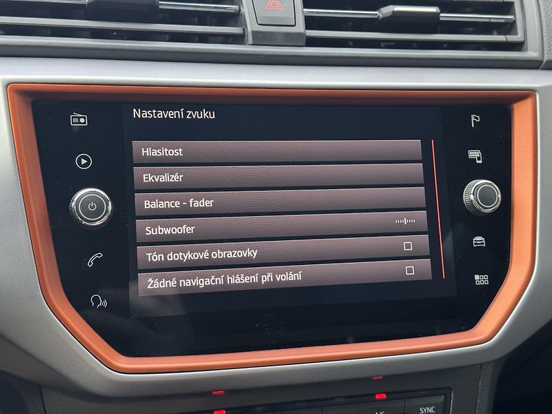 Seat Arona (2019) 1.0TSi 85kW DSG, Virtual - fotka 33 z 54