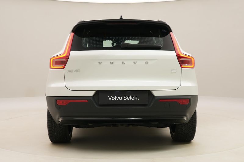 Volvo XC40 PURE ELECTRIC RECHARGE CORE  - fotka 12 z 55