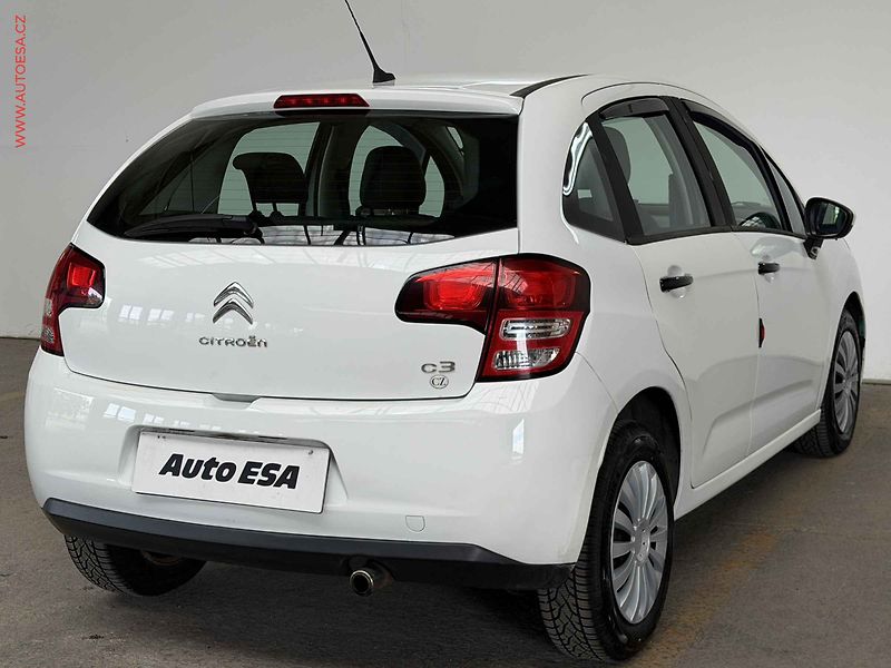 Citroën C3 (2012) 1.2i, ČR, AC - fotka 4 z 15