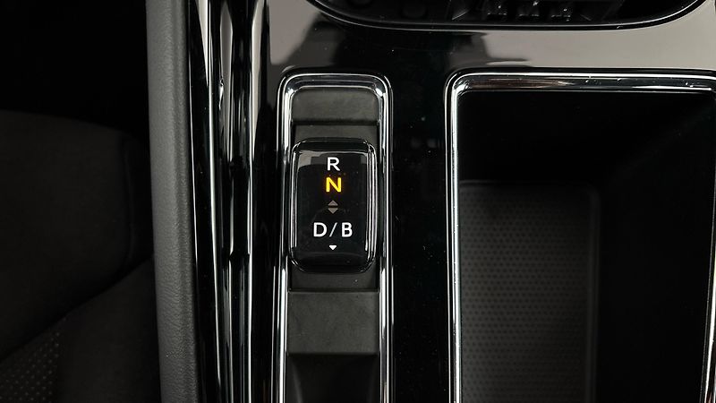 Škoda Enyaq 62 kWh AUT 60 Sportline - fotka 26 z 33