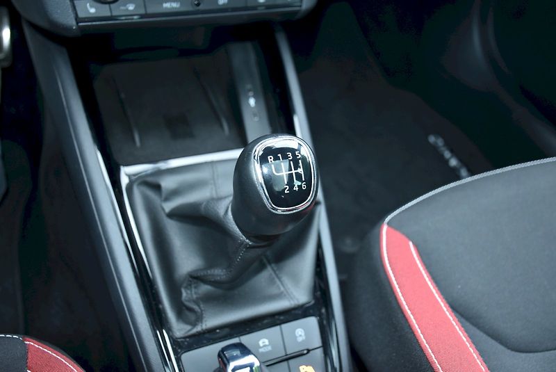 Škoda Kamiq (2023) Monte Carlo 1.5 TSI 110 kW - fotka 22 z 31