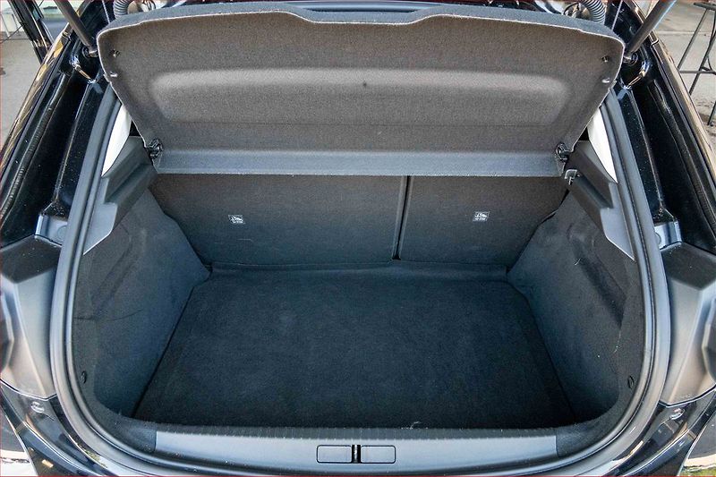 Opel Corsa (2023) 1.2 Turbo, Serv.kniha, Navi - fotka 10 z 12