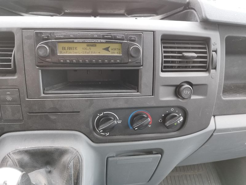 Ford Transit (2007) 2,4TDCI,74KW,7MÍST,KLIMA,TAŽNÝ - fotka 12 z 19
