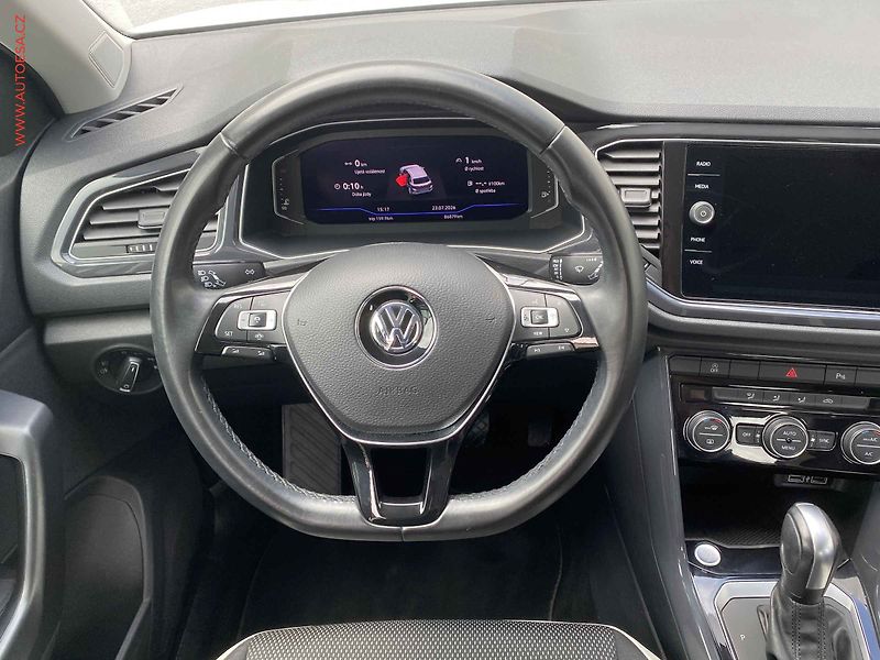 Volkswagen T-Roc (2020) 1.5 TSi, Highline, DSG, LED - fotka 11 z 18