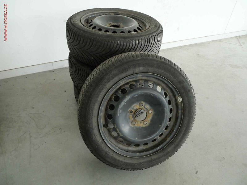 Peugeot 207 (2008) 1.4i, 2.maj, AC - fotka 17 z 17