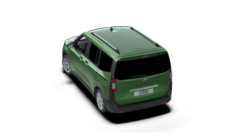 Ford Tourneo Courier (2026) Titanium, Tourneo, 1.0 EcoBoos - fotka 5 z 9