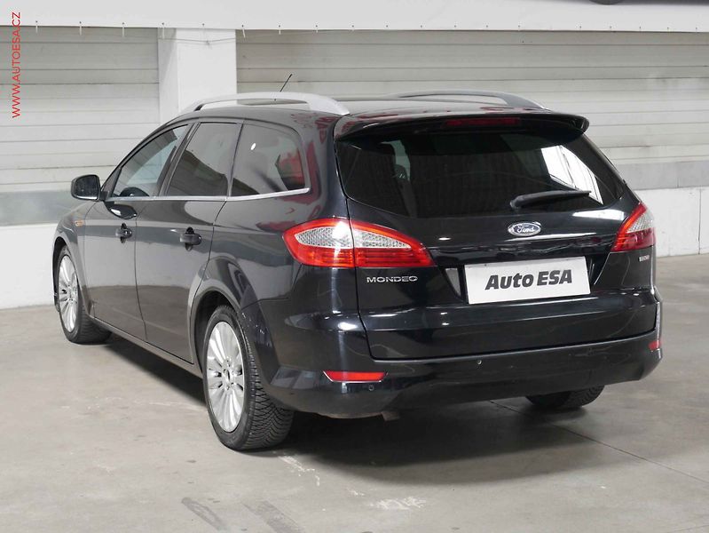 Ford Mondeo (2008) 2.0 TDCi, autoAC - fotka 4 z 23