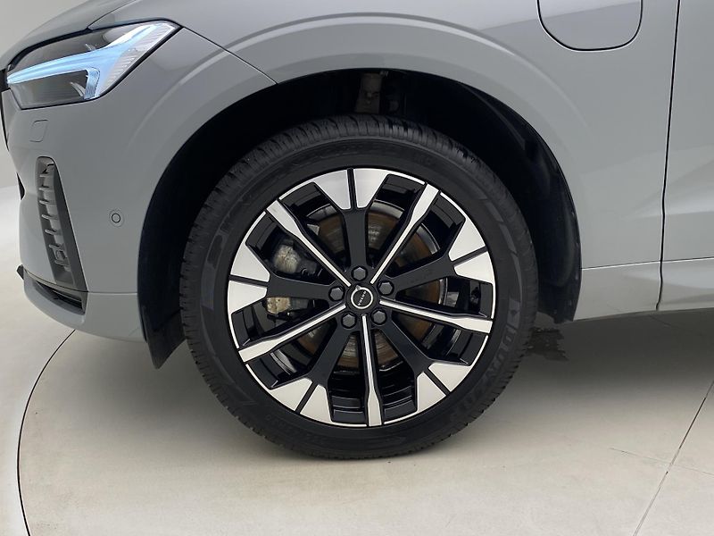 Volvo XC60 T8 AWD RECHARGE DARK ULTRA CZ - fotka 32 z 61