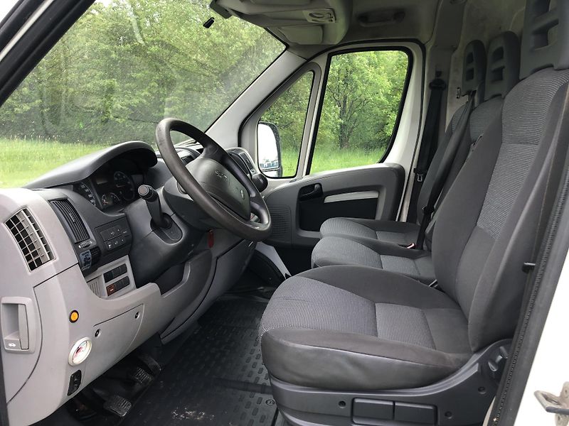 Peugeot Boxer (2010) 2.2HDi 4x4 !!!! pouze 84000KM - fotka 6 z 13
