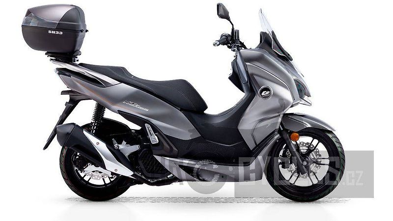 QJ Motor (2026) MTX 125 Hybrid + top box - fotka 5 z 25