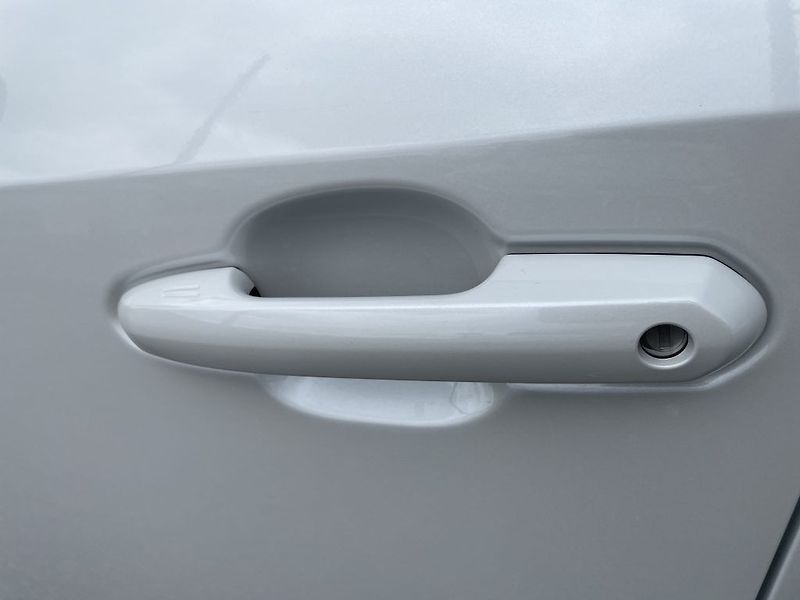 Toyota RAV4 2.5 Plug-in Hybrid ODBĚR ihned - fotka 32 z 32