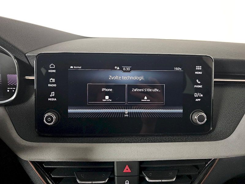 Škoda Kamiq (2024) 1.0TSI 81kW DSG TOP SELECTION - fotka 15 z 29