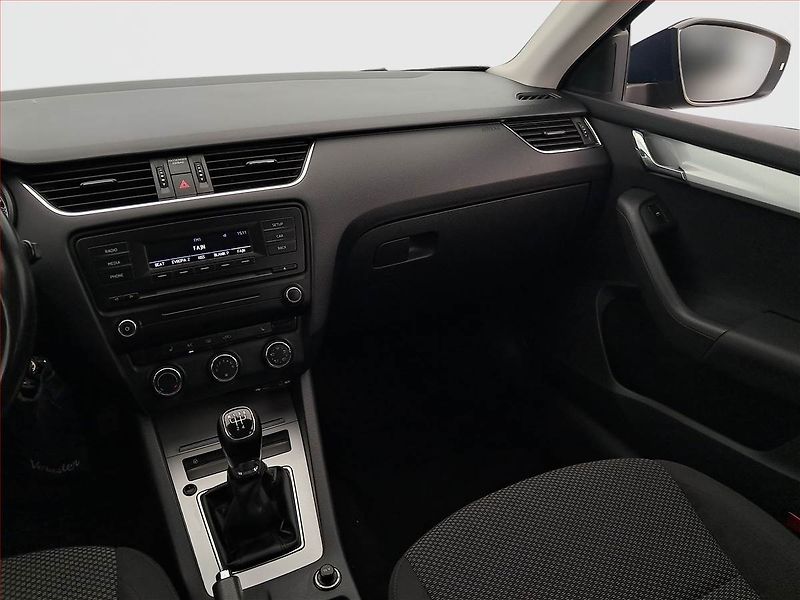 Škoda Octavia (2013) 1.6 TDI, Tempomat - fotka 8 z 17