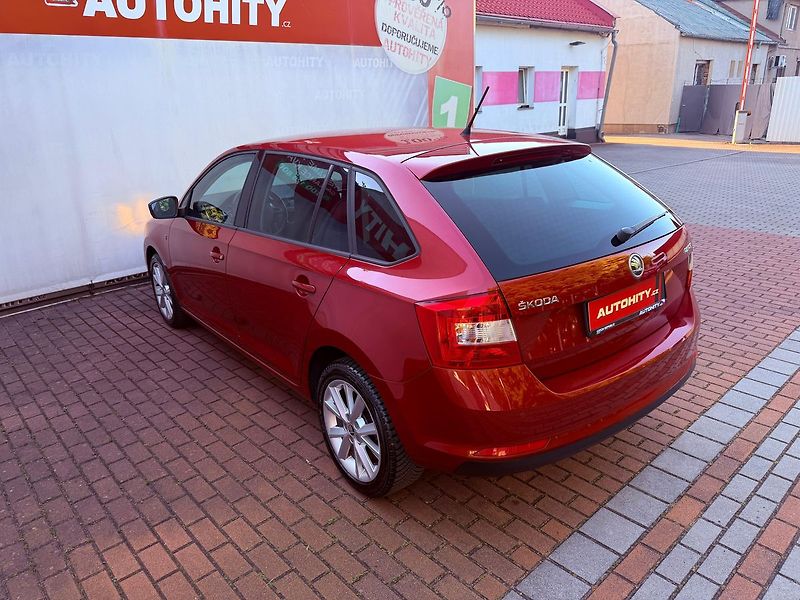 Škoda Rapid 1.2 TSi Ambition Spaceback, Se - fotka 8 z 26