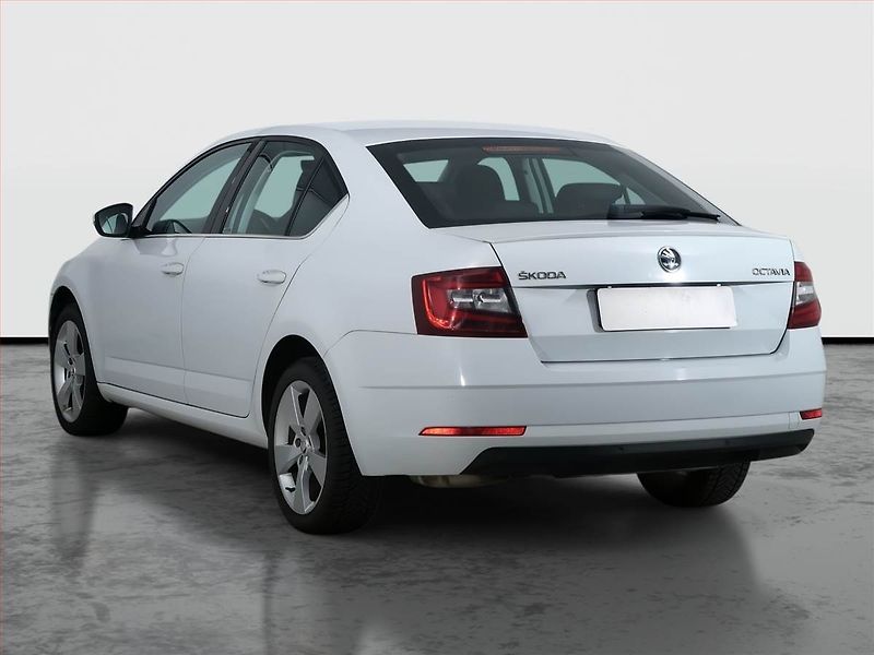 Škoda Octavia (2017) 1.8 TSI, Automat, Tempomat - fotka 4 z 21