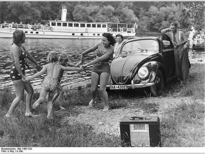 Volkswagen Golf Variant.