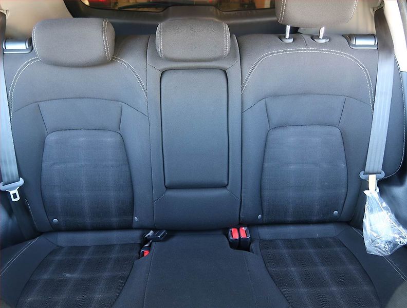Kia Sportage (2011) 1.7 CRDi, Tempomat - fotka 10 z 17