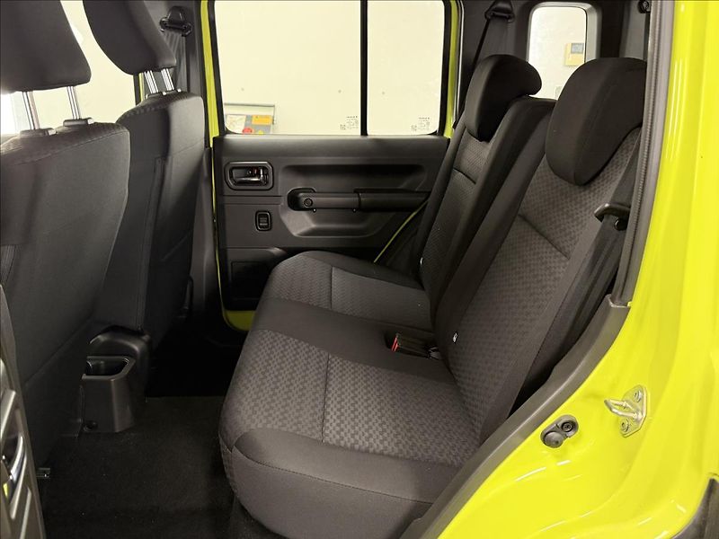 Suzuki Jimny 1,5 75 KW GLX REZERVACE!!! - fotka 13 z 30