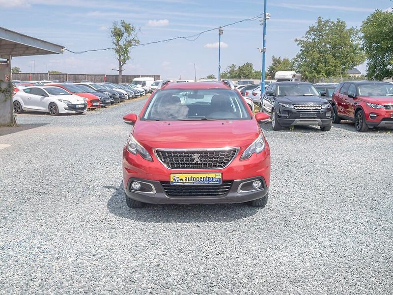 Peugeot 2008 (2017) ČR 1.2T 81KW – 88.359KM - fotka 2 z 51