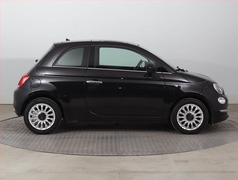 Fiat 500 (2018) 0.9 TwinAir, Serv.kniha - fotka 6 z 18